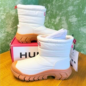 New Hunter White Insulated Winter Snow Boots with Gum Soles 9